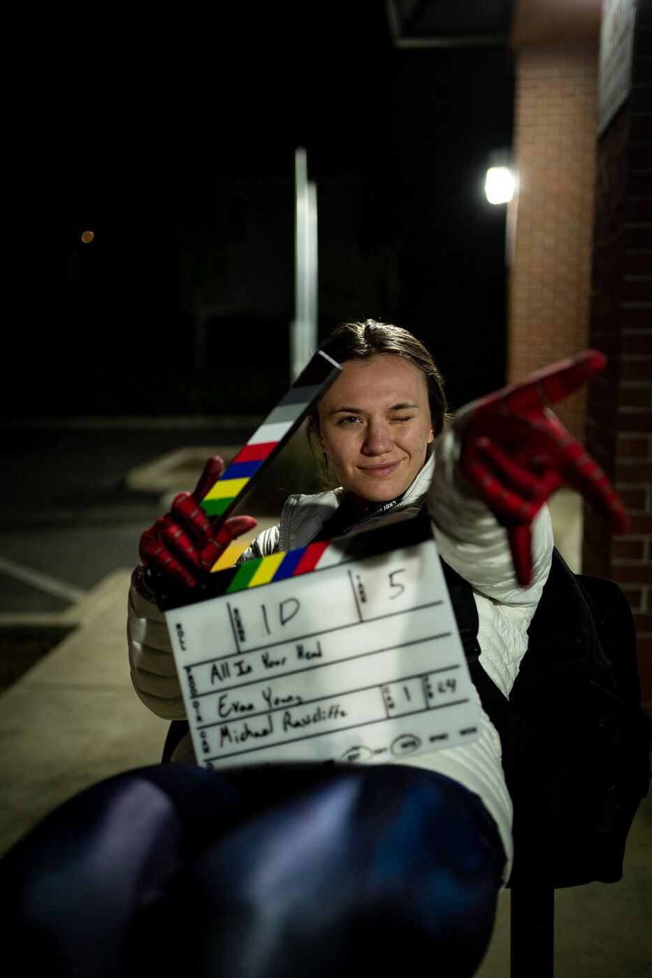 Elie on set, photo 4