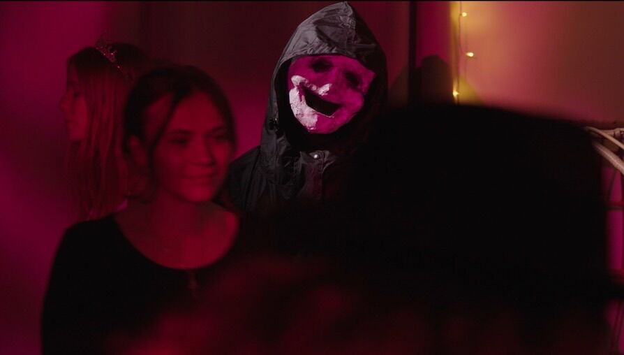 Elie on set, photo 13